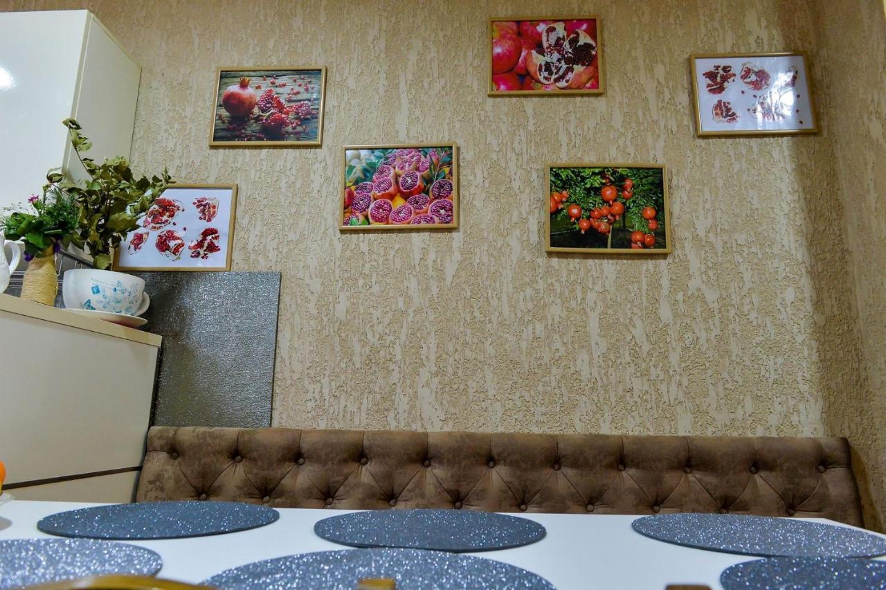 Pomegranate Hotel Kutaisi Exterior photo